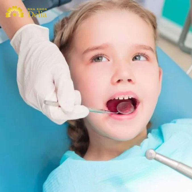 Bao nhiêu tuổi thì lấy cao răng? Trẻ em cạo vôi răng được không?