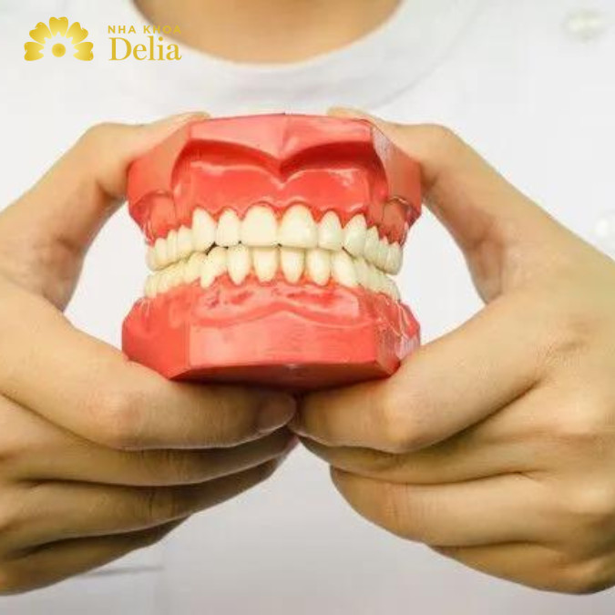 Bị chảy máu chân răng về đêm là dấu hiệu của bệnh gì? Nha khoa Delia