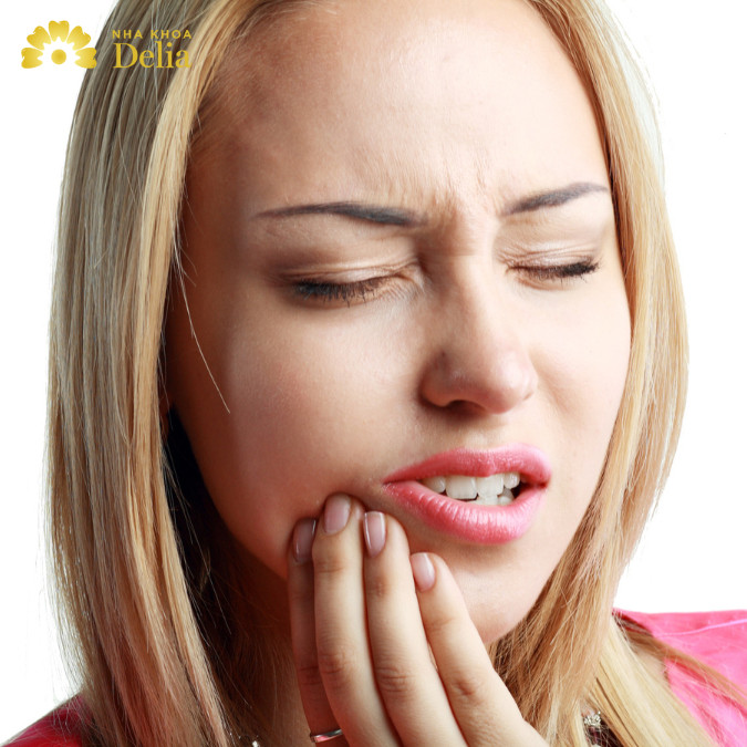 Chảy máu chân răng là thiếu chất gì? Cần ăn gì và tránh gì khi bị chảy máu chân răng?