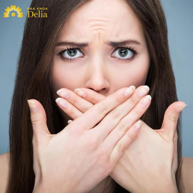 Đâu là “thủ phạm” – Nguyên nhân hôi miệng dù vệ sinh sạch sẽ?