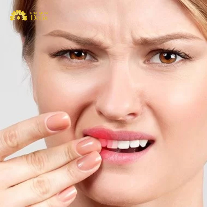Răng lung lay độ 2 có nguy hiểm không, điều trị như thế nào?
