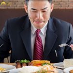 việc duy trì chế độ ăn uống hợp lý đóng vai trò quan trọng trong việc hỗ trợ sức khỏe, tăng cường hệ miễn dịch và thúc đẩy quá trình phục hồi của cơ thể
