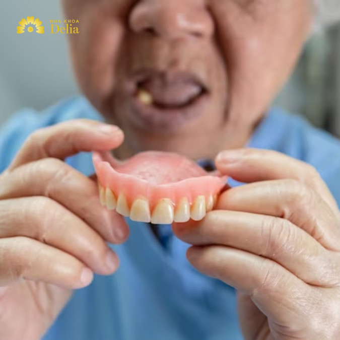 Răng giả cho người già loại nào tốt nhất hiện nay