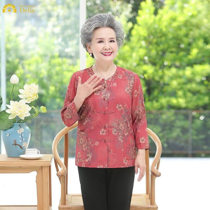 Chia sẻ TOP 10+ món quà 20/10 cho bà đặc biệt và thiết thực nhất