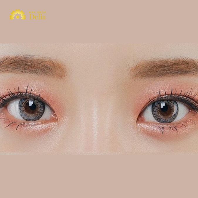 Mắt lệ chi là như thế nào? Lệ chí nơi đuôi mắt có ý nghĩa ra sao?