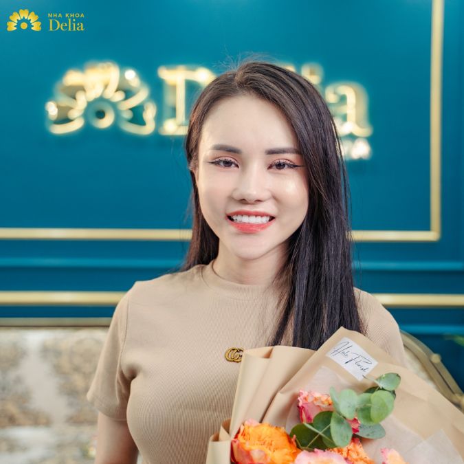 So sánh răng sứ titan và răng toàn sứ: Cấu tạo, độ bền