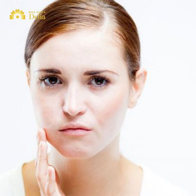 Đau răng hàm phải làm sao để hết đau nhanh tại nhà, tại nha khoa?