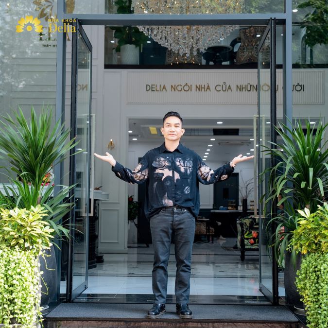 Anh trai vượt ngàn chông gai Phạm Khánh Hưng khám phá Nha khoa triệu đô Siêu mẫu Lan Khuê