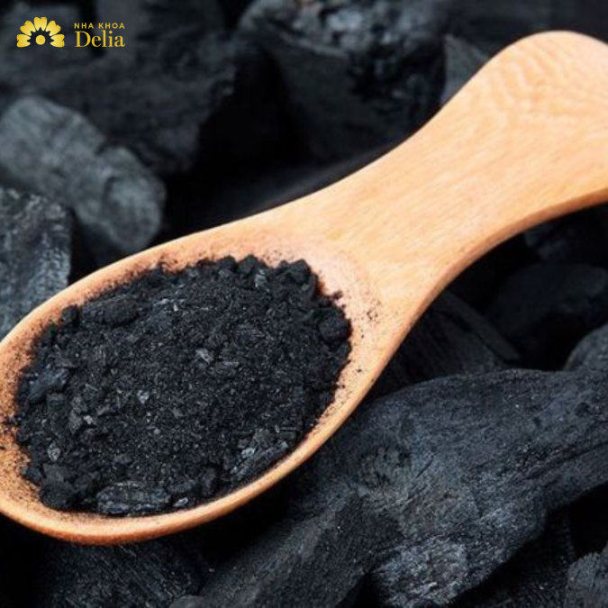 Đánh răng bằng bột than tre: Lợi ích, cách dùng và lưu ý quan trọng
