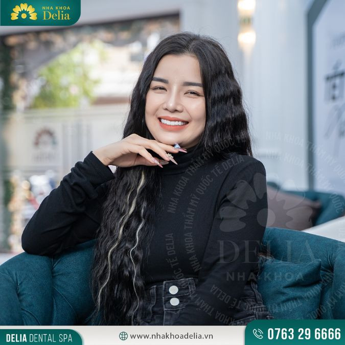 thẩm mỹ răng sứ chính là việc dùng mão sứ đã được chế tác cầu kỳ tạo hình và màu sắc giống hệt răng thật