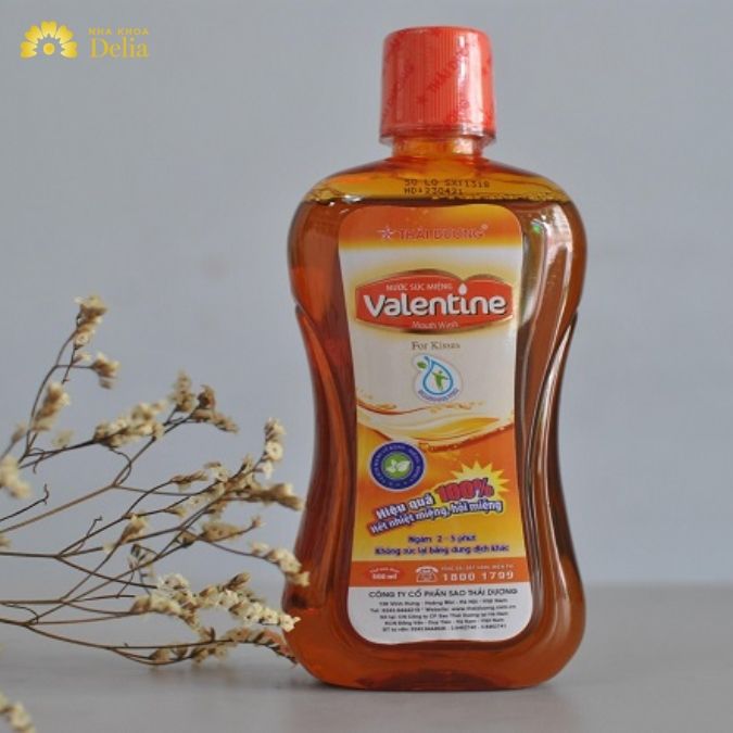 Các loại nước súc miệng cho răng sứ tốt nhất hiện nay 