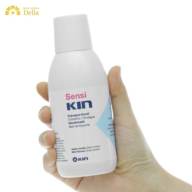 Các loại nước súc miệng cho răng sứ tốt nhất hiện nay 