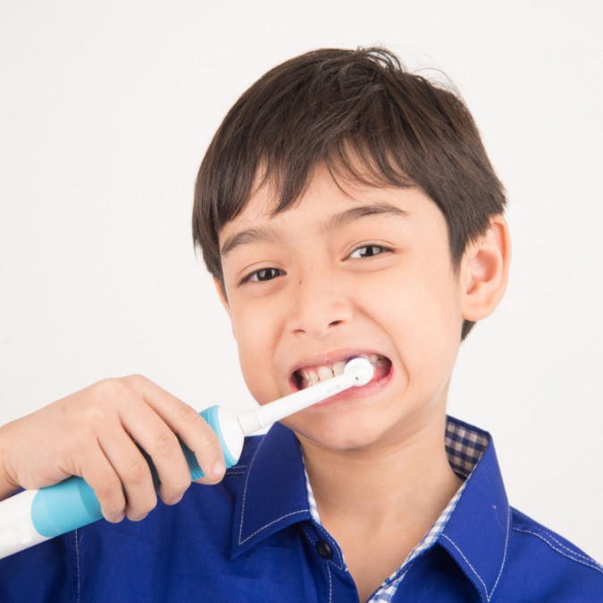 Do vệ sinh răng miệng chưa đúng cách ở trẻ 