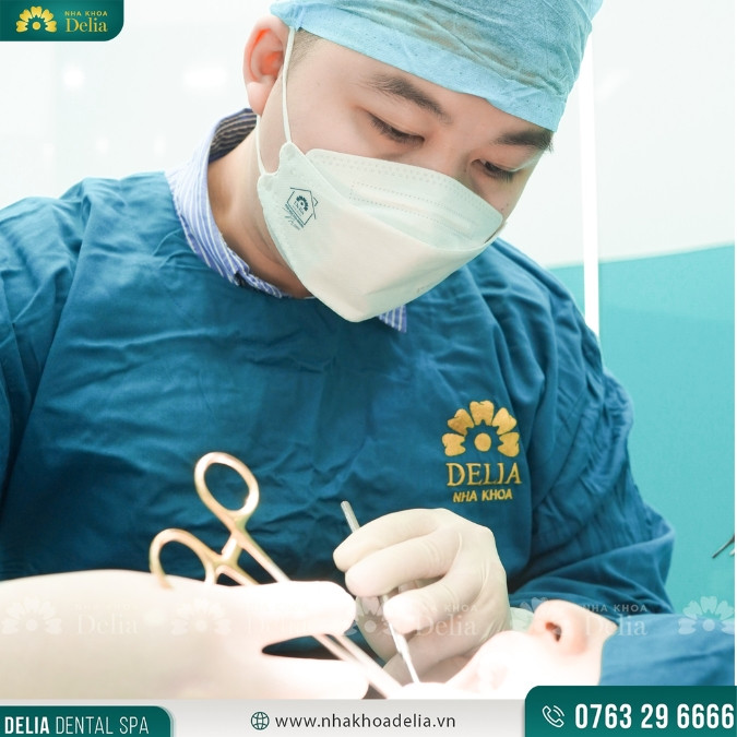 Bác sĩ Nguyễn Xuân Việt - Bác sĩ chuyên khoa trồng răng Implant tại Nha khoa Delia