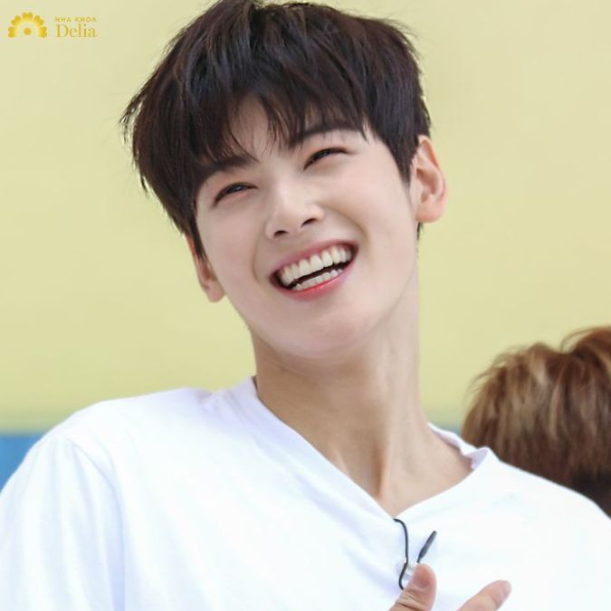 Nụ cười rụng tim của Cha Eun Woo