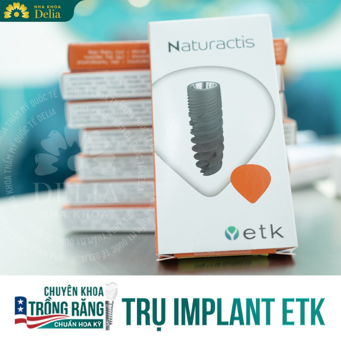 Bác sĩ sẽ tư vấn về phương pháp, quá trình thực hiện và loại trụ phù hợp với tình trạng khách hàng