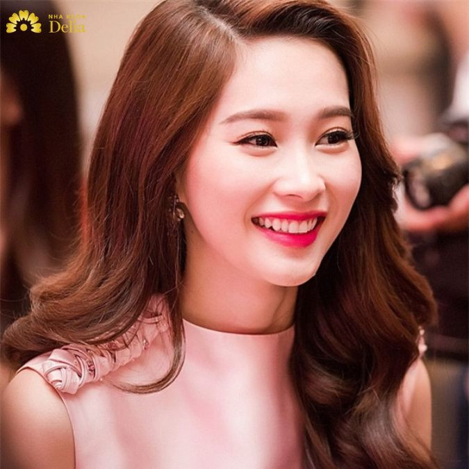 Hoa hậu với nụ cười đẹp miễn chê