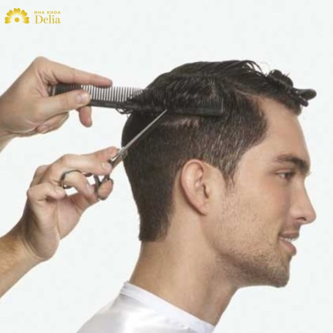 Những ngày tốt tháng 12 năm 2024 cắt tóc