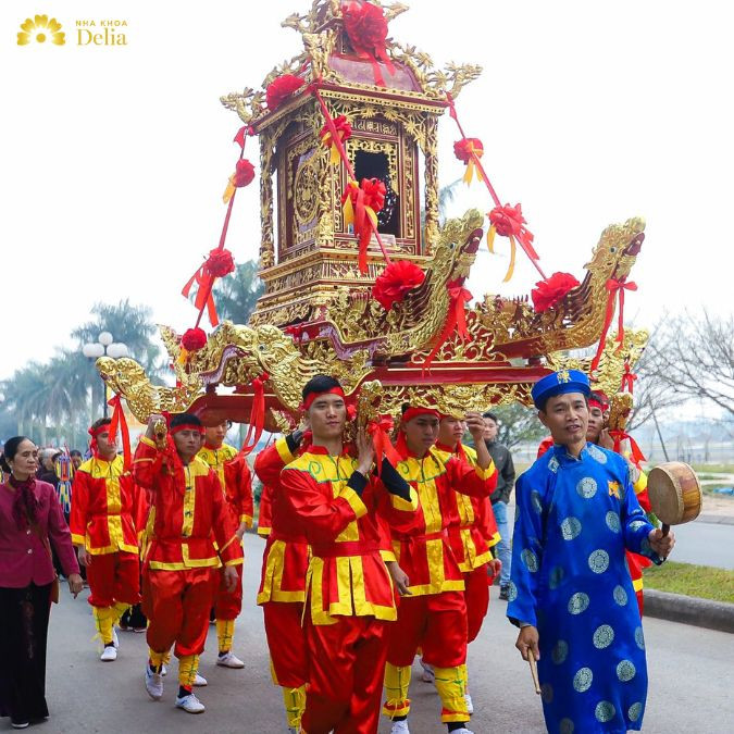 Tiệc vua cha Bát Hải
