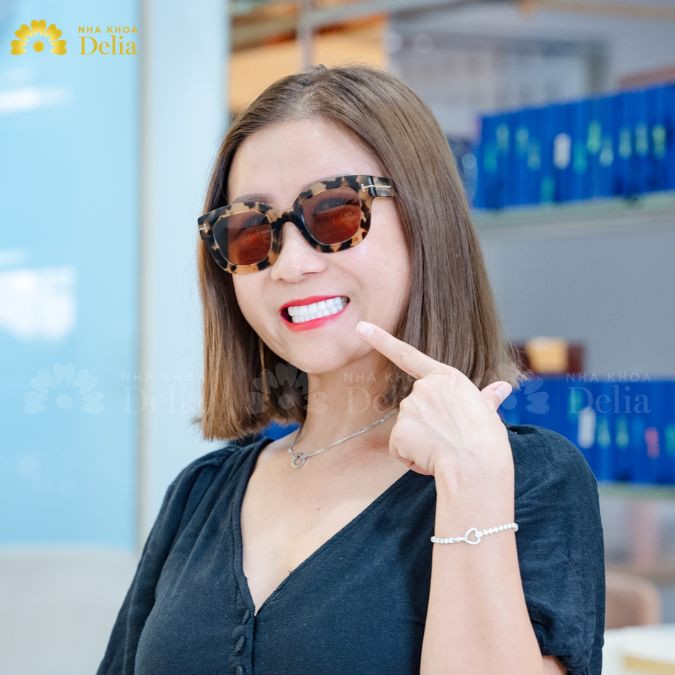Chi phí bọc răng sứ tại Vinh Nghệ An dao động từ 2 triệu đến 20 triệu đồng mỗi răng