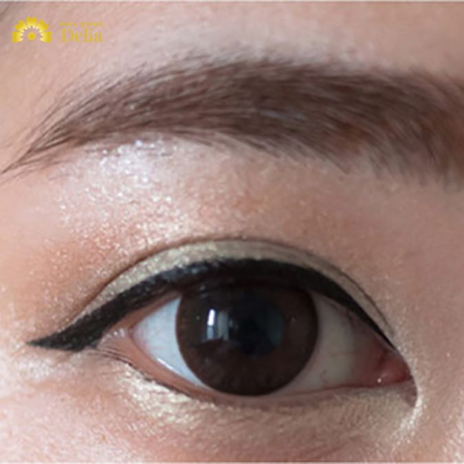 Phái mạnh sở hữu dáng mắt này thường gặp nhiều may mắn trong công việc và cuộc sống