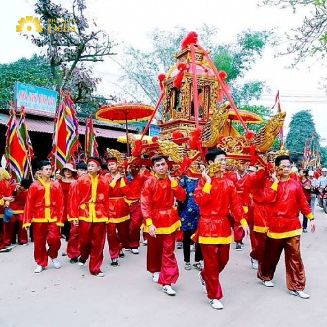 Lễ rước kiệu 26/2 Âm lịch từ đền Sòng Sơn sang đền Cô Chín