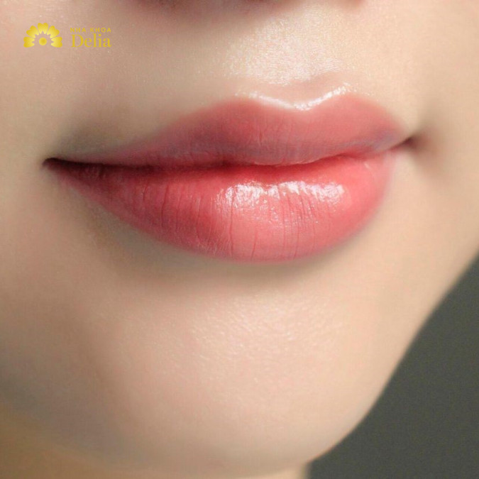 Môi phong thủy: dáng môi mỉm cười