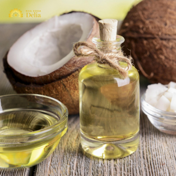 Dùng dầu dừa khắc phục tình trạng hôi miệng do sâu răng