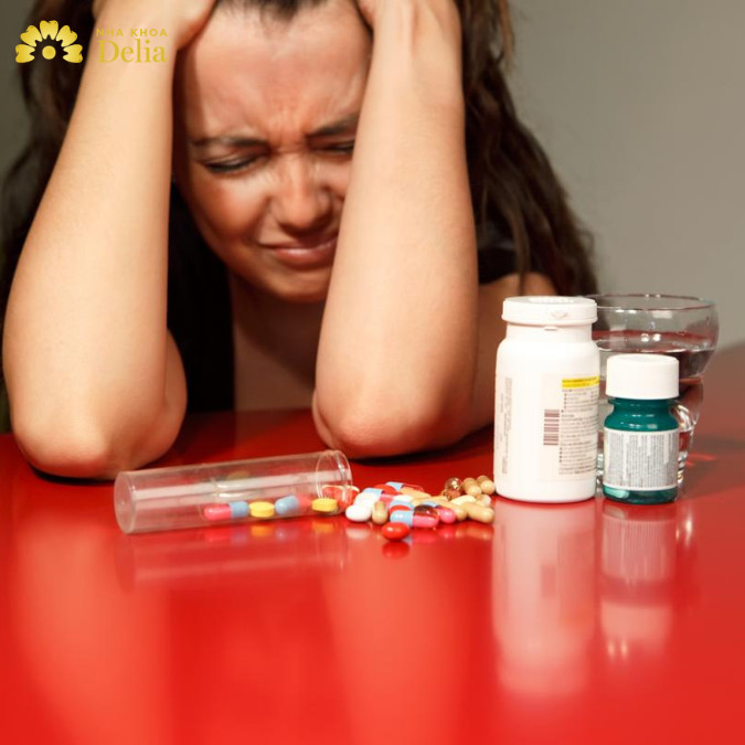 Sử dụng thuốc giảm đau để điều trị đau hàm trái 
