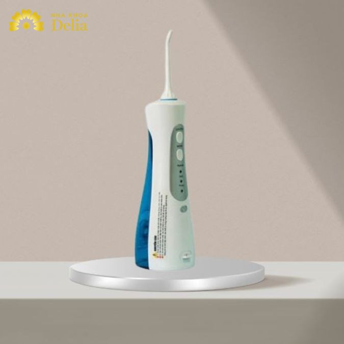 Máy tăm nước ra đời, hỗ trợ con người hiệu quả trong việc làm sạch răng miệng.