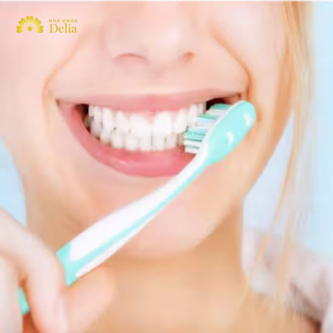 Vệ sinh răng miệng kém dẫn đến viêm nhiễm chân răng