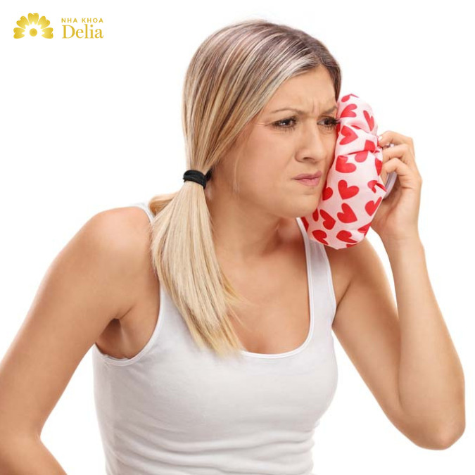 Chườm đá giúp giảm đau cho mẹ bầu