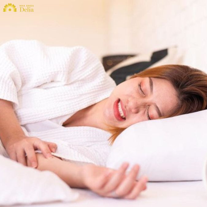 Cảm giác căng thẳng sẽ đi kèm với sự lo âu, kìm nén, kích hoạt những hoạt động của não bộ