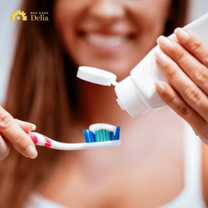 Làm sao để răng chắc khỏe: Đánh răng đúng cách