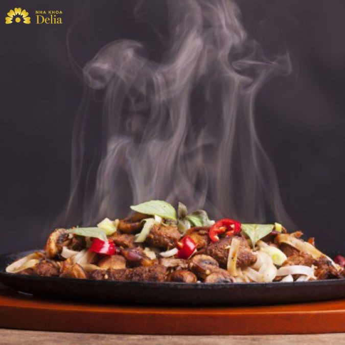 Thực phẩm quá nóng hoặc lạnh không nên ăn khi bị sâu răng