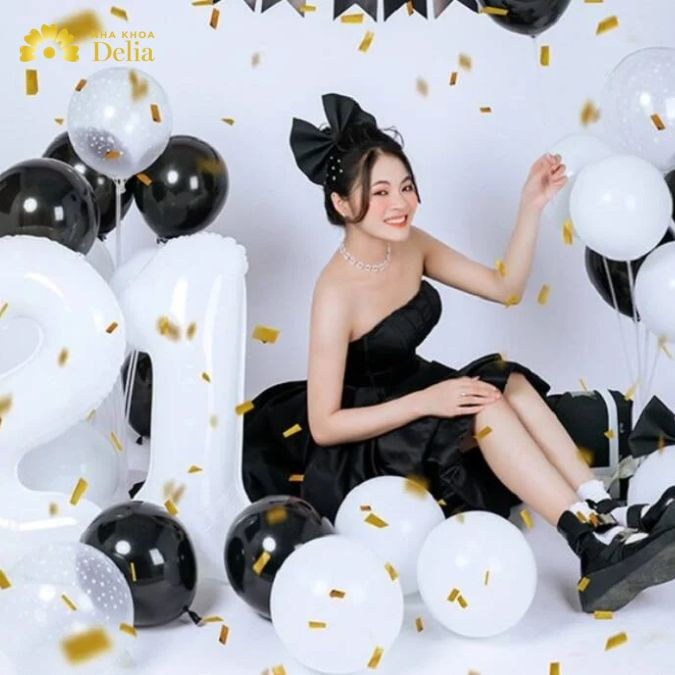 Concept chụp ảnh sinh nhật với bong bóng