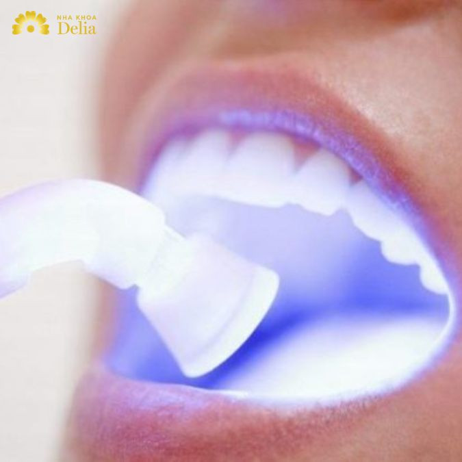 những phân tử protein sẽ bị phá vỡ đồng thời tình trạng ố vàng, xỉn màu cũng sẽ được cải thiện