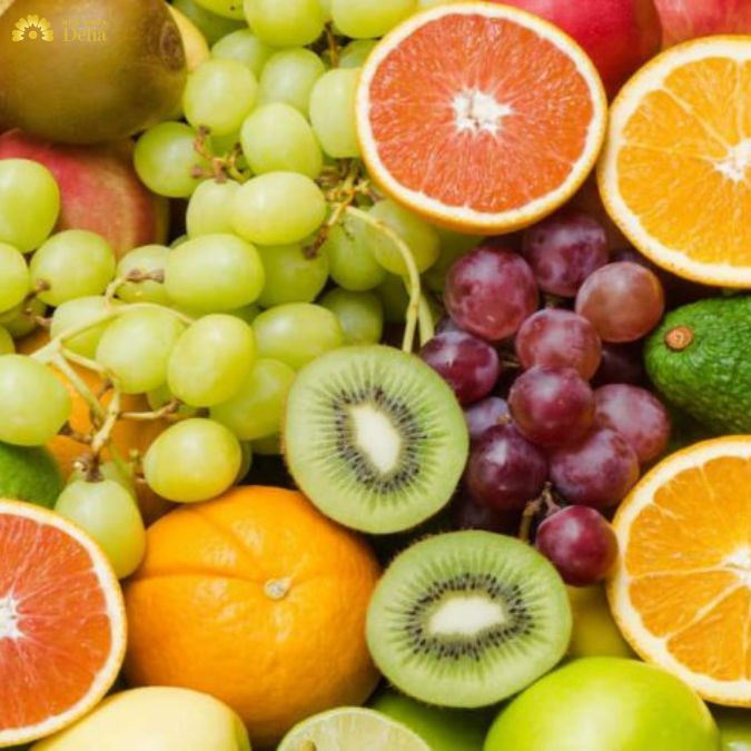 Nên cắt nhỏ thức ăn thành những miếng vừa ăn để giảm lực tác động lên răng và mắc cài