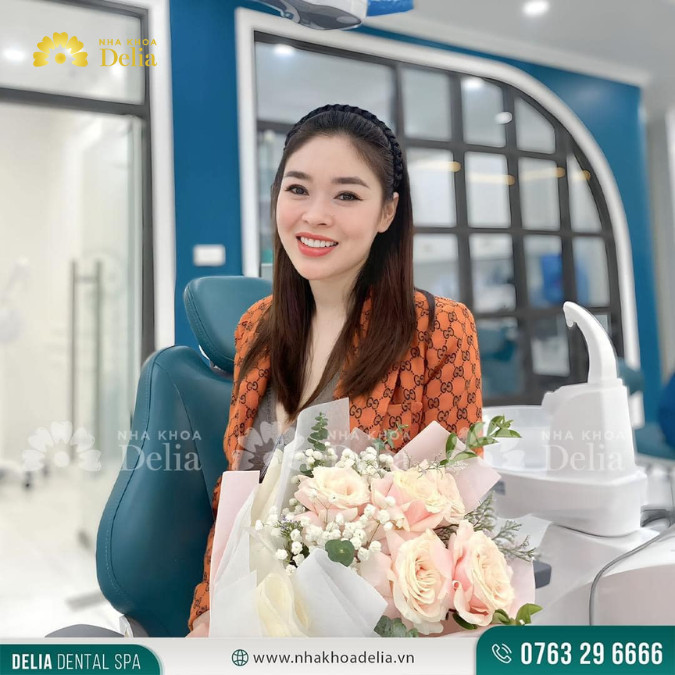 Quy trình chuyên nghiệp cùng với đội ngũ bác sĩ tay nghề cao đã giúp tôi lấy lại sự tự tin với nụ cười của mình - Chị Nhã Phương