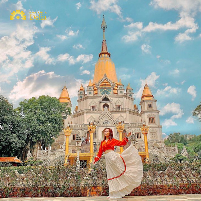 Chùa Bửu Long ở Quận 9 không chỉ là nơi tu tập linh thiêng mà còn là điểm check-in cực kỳ nổi tiếng với kiến trúc Thái Lan độc đáo