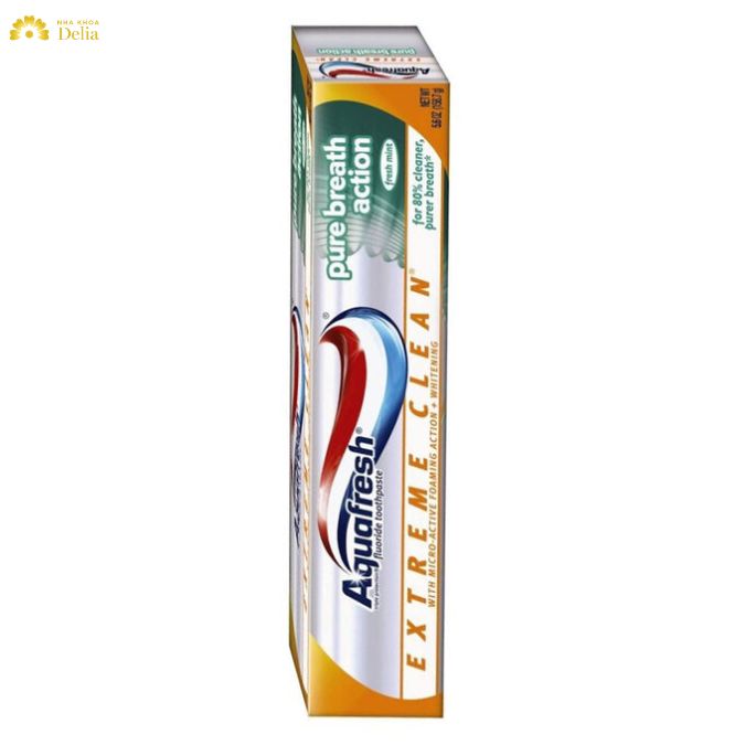 Kem Đánh Răng Aquafresh Extreme Clean Pure Breath