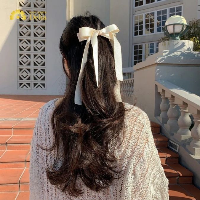 Tóc kẹp nửa đầu nhẹ nhàng