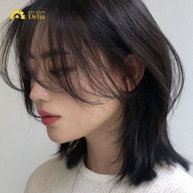 Kiểu tóc đi đám cưới cho mặt vuông