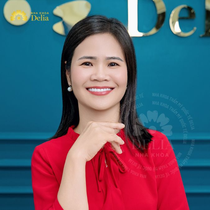 Tóc thẳng tự nhiên