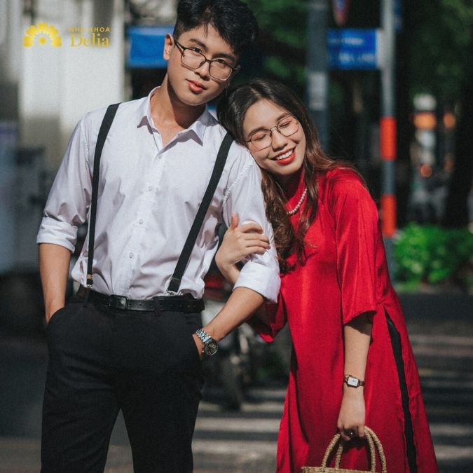 Chụp ảnh Tết 2025 cặp đôi phong cách hoài cổ