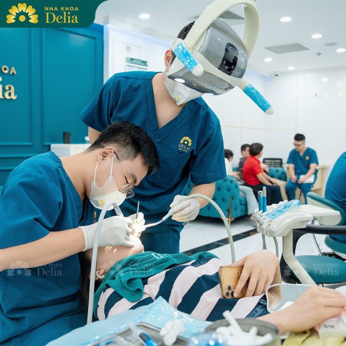 Giá nhổ răng cấm bị sâu dao động từ 500.000 VNĐ đến 1.500.000 VNĐ