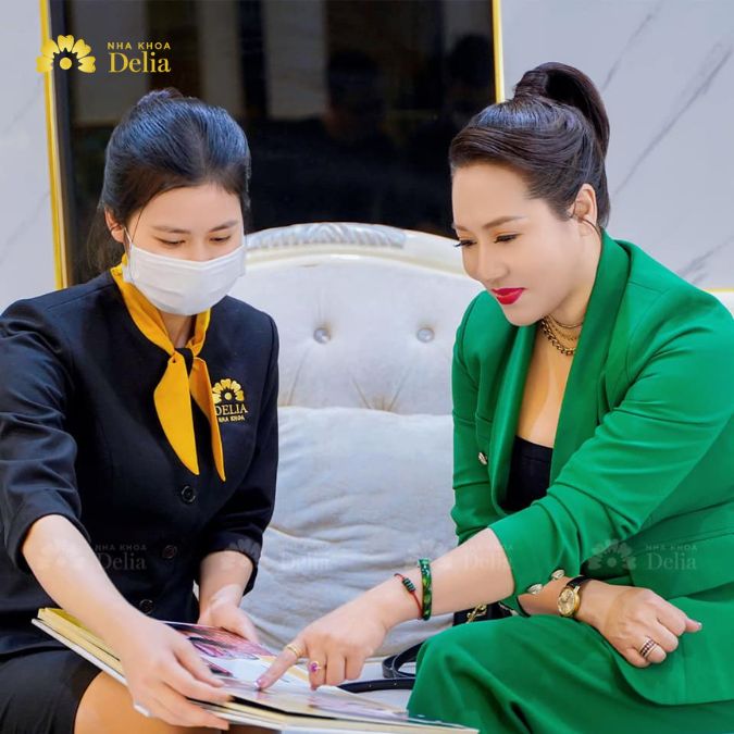 Ngoài chuyên môn cao, Nha khoa Delia còn chú trọng đến việc chăm sóc khách hàng.