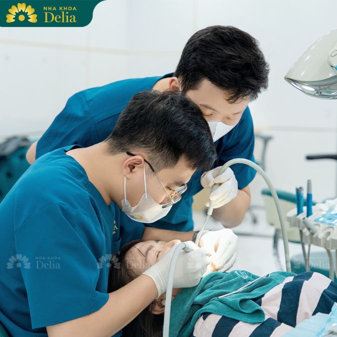Răng nhai bị bể cần đến gặp nha sĩ càng sớm càng tốt