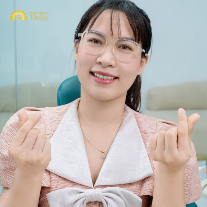 Lấy lại hàm răng khỏe, đều đẹp cho cô giáo trẻ Hoàng Thị Phương