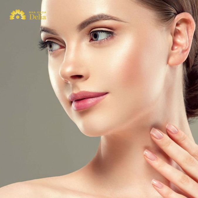 Giảm nọng cằm không chỉ cần biện pháp chế độ ăn uống mà còn có thể áp dụng các bài tập đơn giản mà hiệu quả.